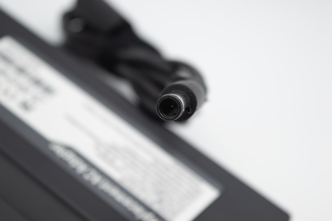 LAPTOP ADAPTER FOR HP 19V 7.1A / 7.4*5.0MM