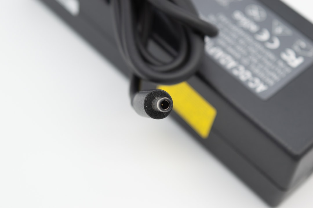 LAPTOP ADAPTER FOR DELL 19.5V 7.7A / 4.5*3.0MM