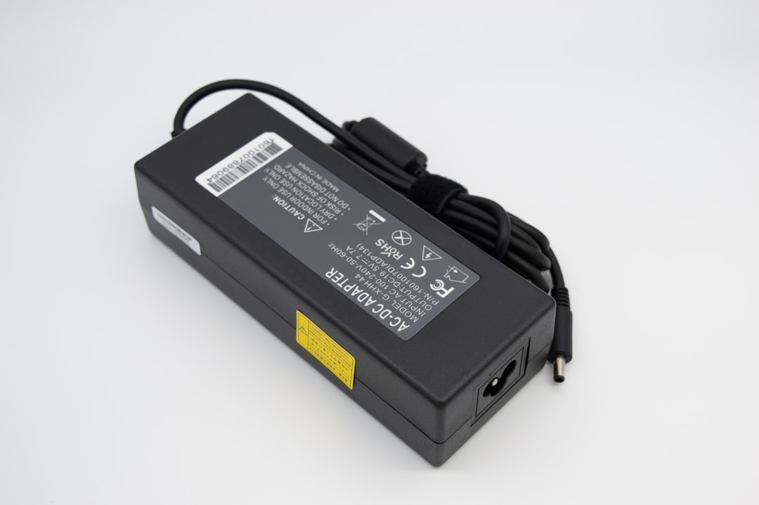 LAPTOP ADAPTER FOR DELL 19.5V 7.7A / 4.5*3.0MM