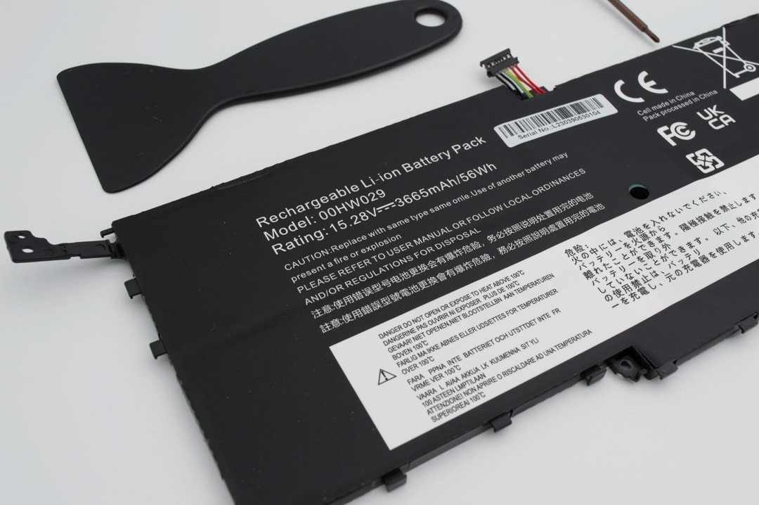 Lenovo ThinkPad X1 Yoga 1st Gen ( X1 Yoga 2016 ) Series (00HW029)