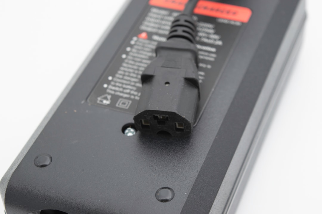 POWER ADAPTER FOR ELECTRIC SCOOTER / ADAPTER ELEKTRICEN TROTINET 48V 12Ah