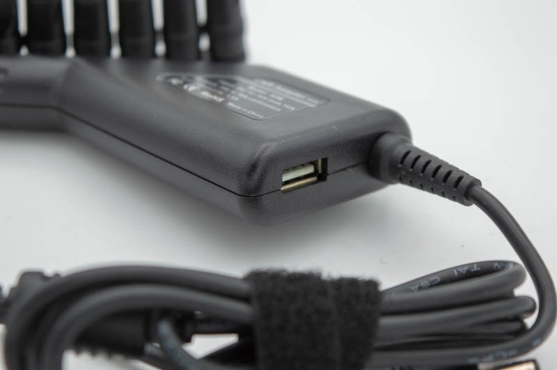 UNIVERSAL CAR CHARGER FOR LAPTOP 90W